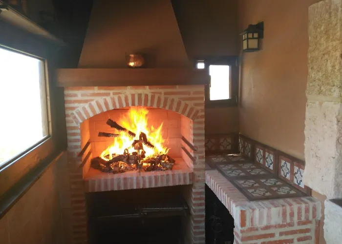 A Toca En Segovia 컨트리하우스 *